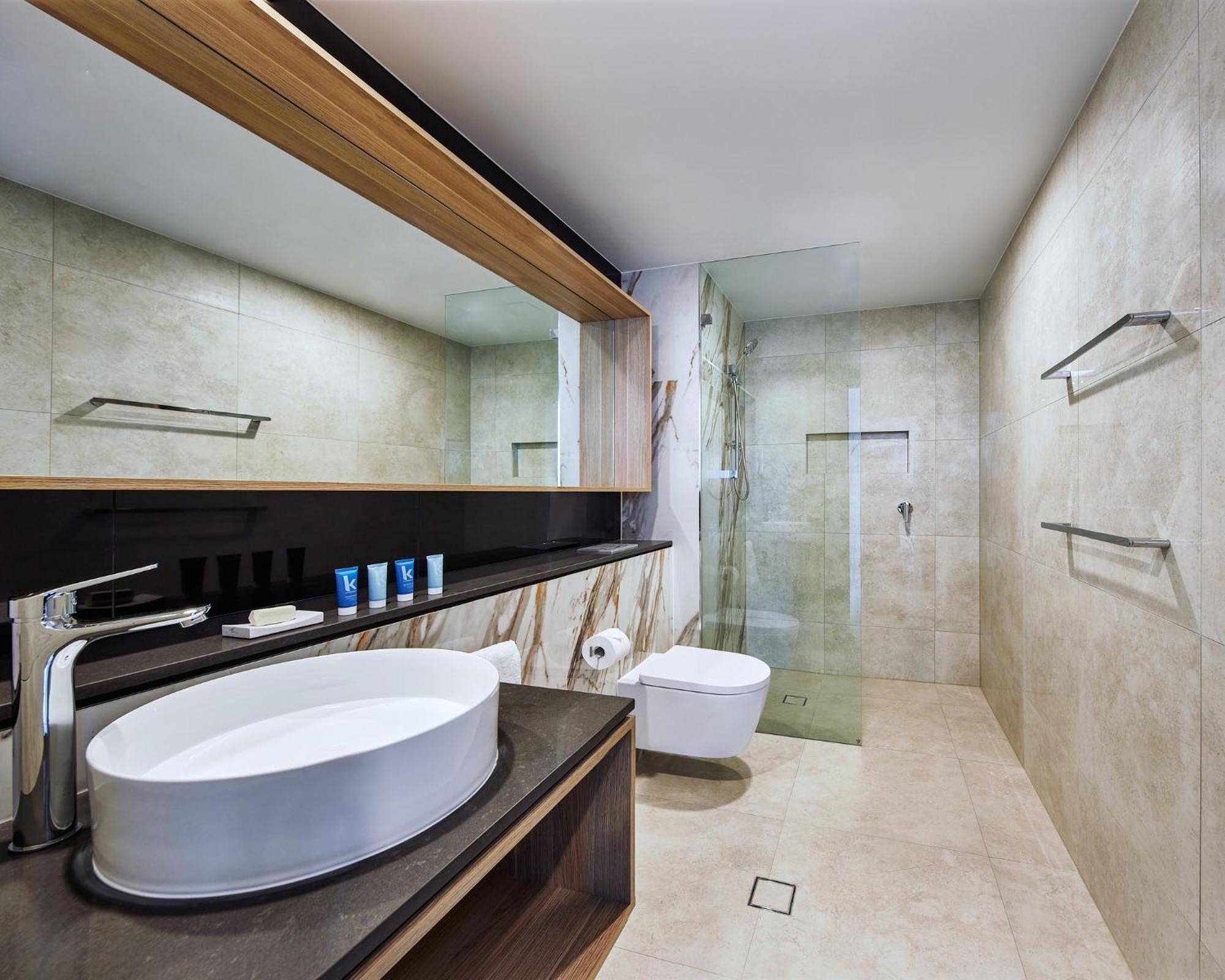 Meriton Suites Liverpool Zewnętrze zdjęcie Bathroom