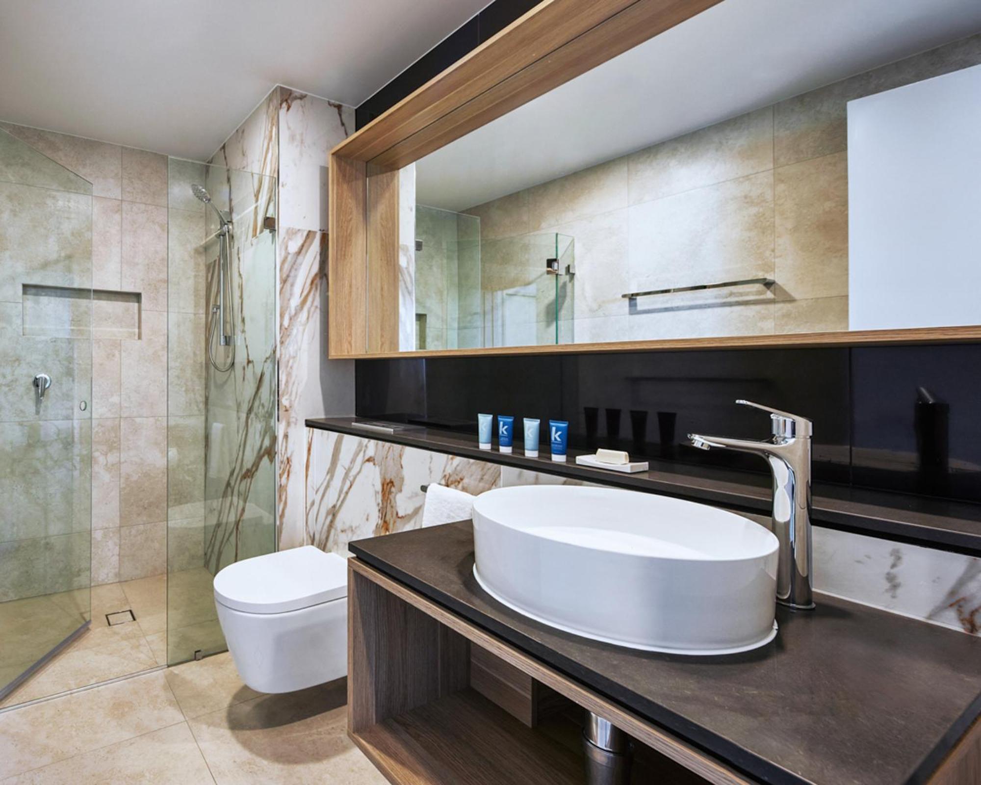 Meriton Suites Liverpool Zewnętrze zdjęcie Bathroom