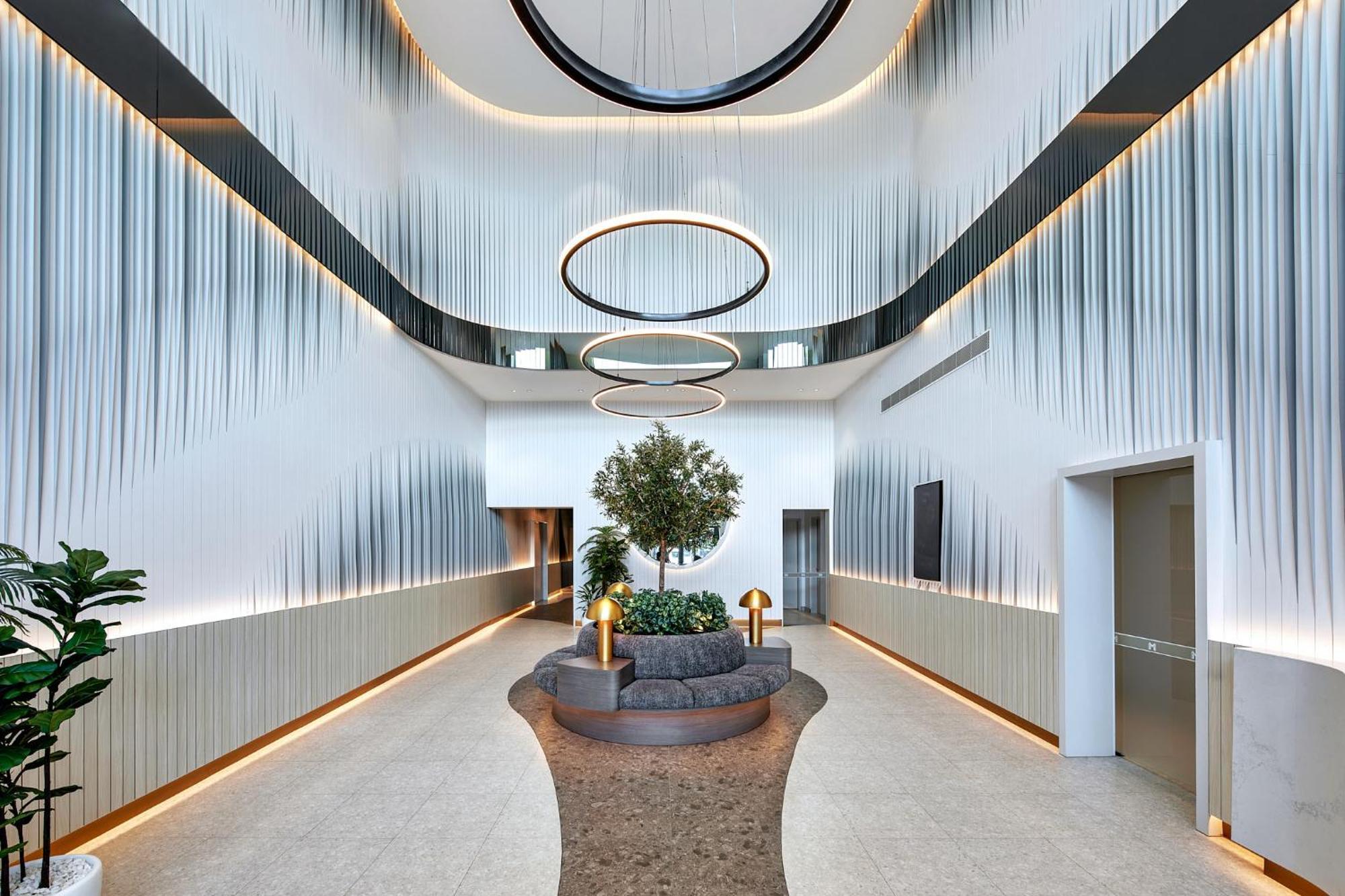 Meriton Suites Liverpool Zewnętrze zdjęcie The lobby of the hotel